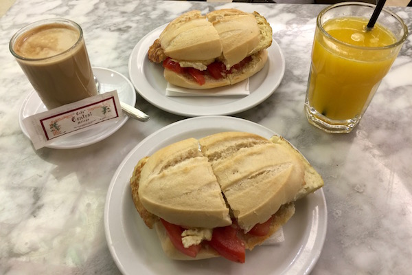 Desayuno Central Málaga