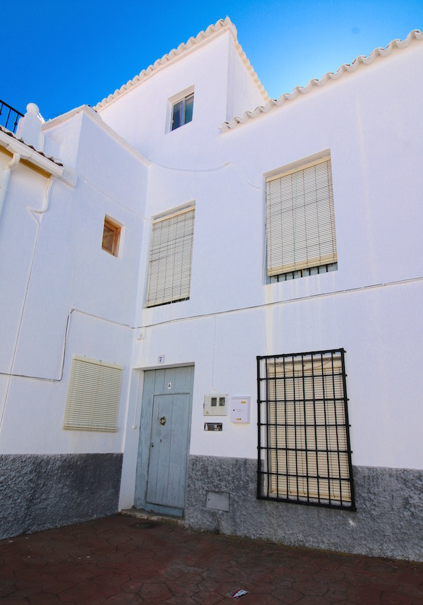 Casa Isidro Moral