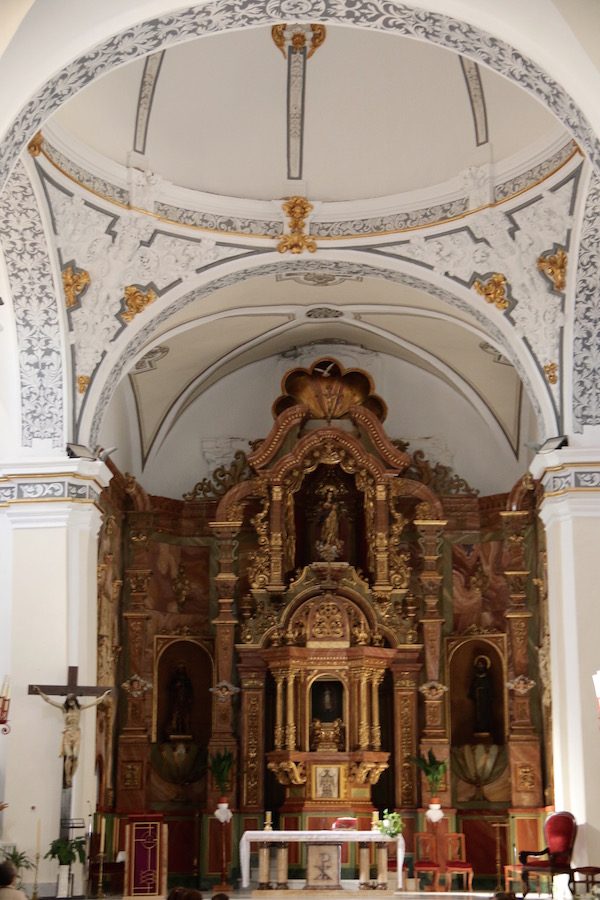 Interior Iglesia Parroquial Santa María
