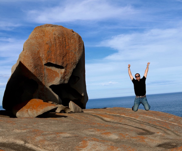 Jump Remarkable Rocks-Andorreando por el Mundo