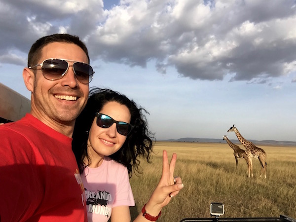 Selfi Jirafa Maasai Mara-Andorreando por el Mundo
