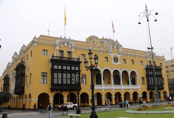 Ayuntamiento Lima-Andorreando por el Mundo