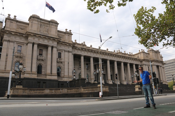 Parlamento Melbourne-Andorreando por el Mundo