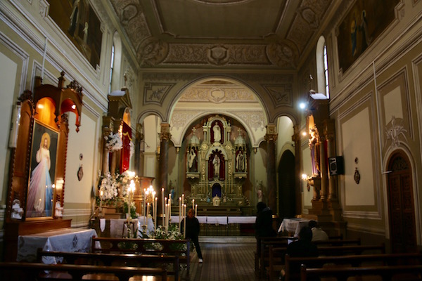 Interior Iglesia San Bernardo