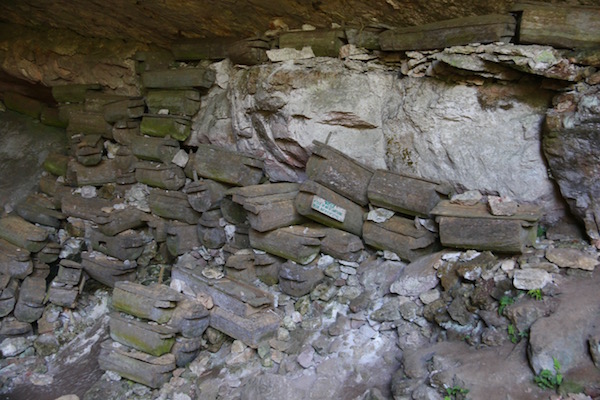 Ataúdes Cueva