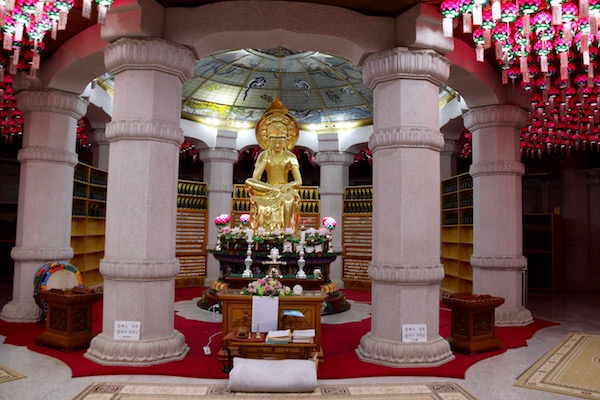 Templo Buda Maitreya