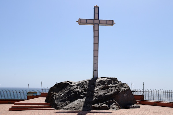 Cruz, Peñón Santo