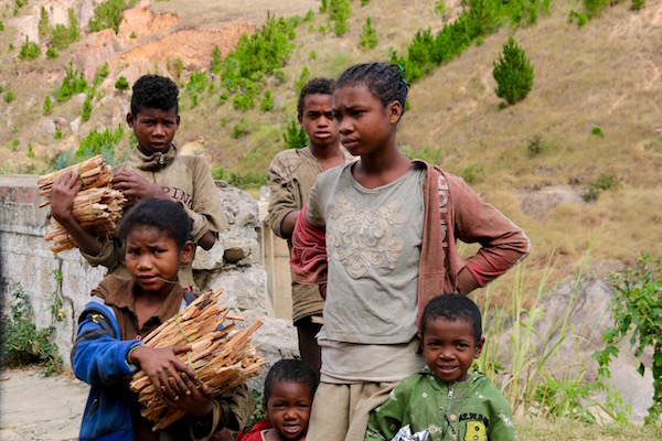 Niños malgaches