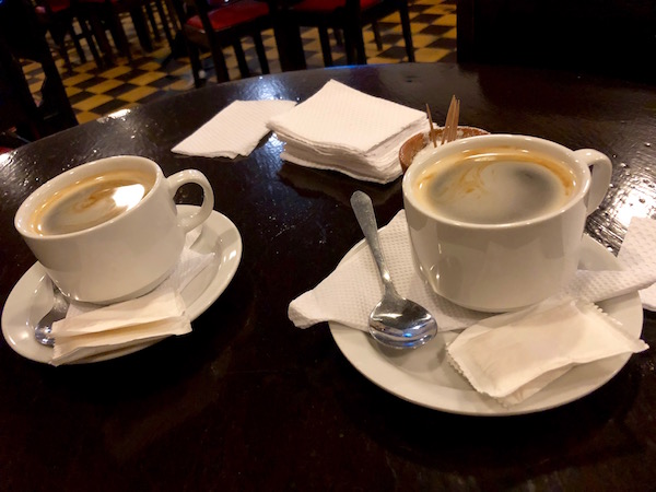 Café, Bar el Portal