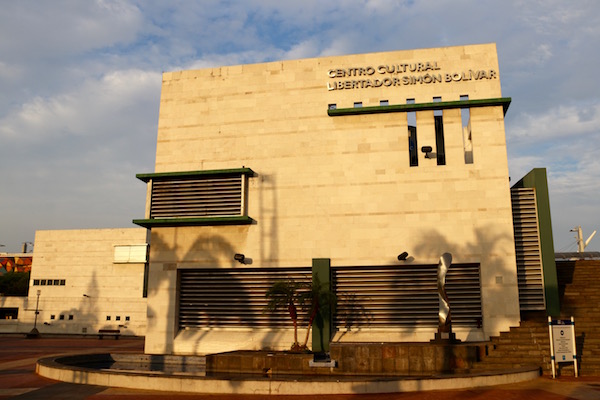 Centro Cultural Libertador Simón Bolívar.
