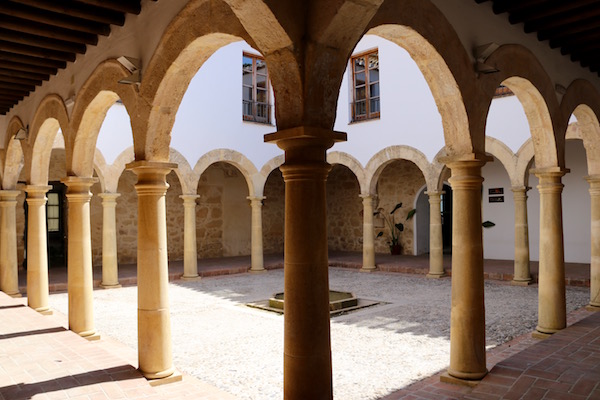 Claustro del Convento de San Antonio.
