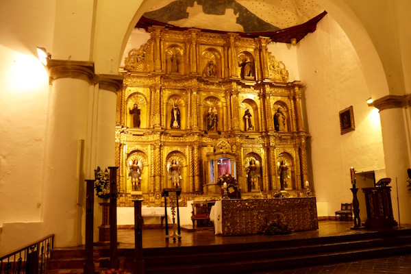 Interior Iglesia Parroquial del Rosario.