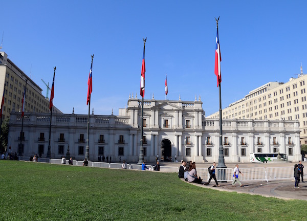 Plaza Palacio de la Moneda, Chile.