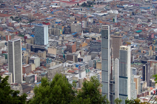 Vistas desde el cerro de Monserrate, Bogotá.