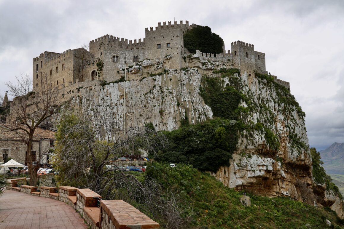 Castillo de Caccamo, Sicilia.
