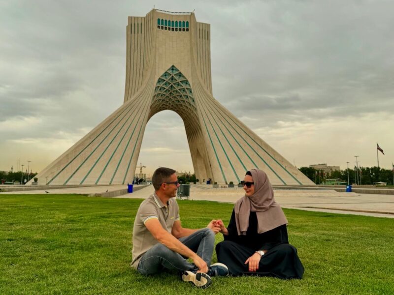 Torre Azadi, Irán.