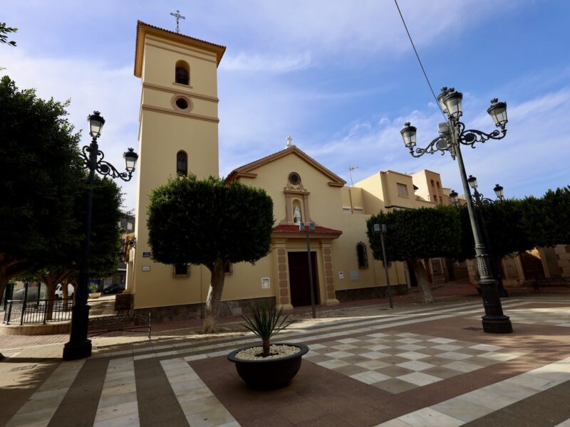 Iglesia de Santa María de la Cabeza, Benahadux, Almería.